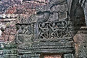 Preah Khan - bas-reliefs of the inner temple